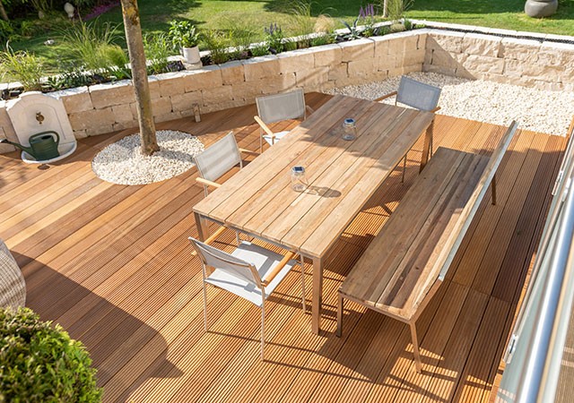 Les Avantages d'une Terrasse en Bois : Pourquoi Choisir ce Matériau Naturel à Amberieu-En-Bugey, Bourg-en-Bresse et Belley ?